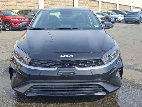 Certified 2023 Kia Forte LXS w/ LXS Technology Package image 2