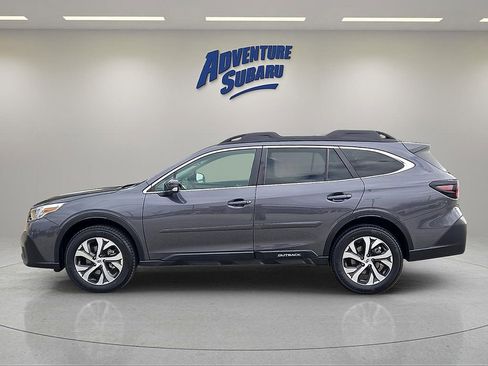 Used 2021 Subaru Outback Limited XT image 4