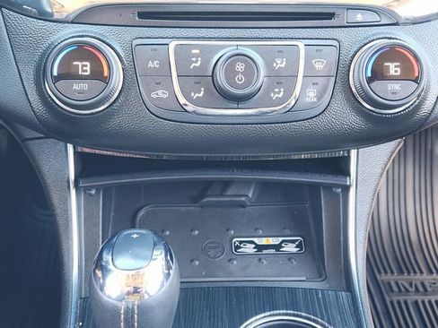 Used 2018 Chevrolet Impala Premier w/ Premier Confidence Package image 19