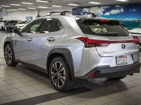Certified 2025 Lexus UX 300h FWD w/ Accessory Package (Z2) image 8