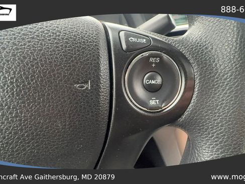 Used 2013 Honda Accord LX image 32