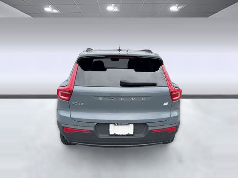 Certified 2023 Volvo XC40 Recharge Ultimate w/ Protection Package Premier image 10