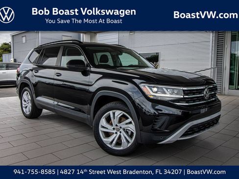 Certified 2023 Volkswagen Atlas SE FWD image 1