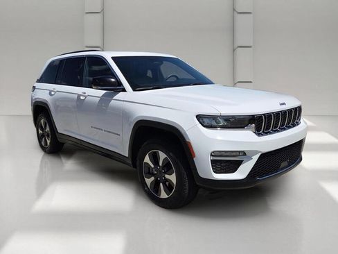 Certified 2024 Jeep Grand Cherokee Limited 4xe AWD/4WD image 7