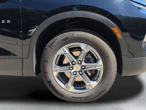 Used 2023 Chevrolet Blazer LT w/ Convenience Package FWD image 41