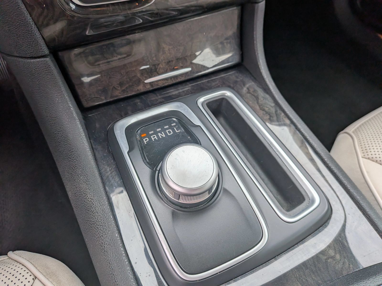 Used 2019 Chrysler 300 Limited RWD image 51