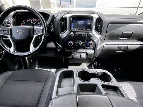 Used 2021 Chevrolet Silverado 1500 RST image 15