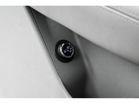 Certified 2022 Cadillac XT5 Premium Luxury FWD image 35