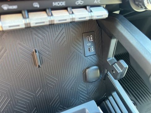 New 2025 Toyota Tacoma SR5 image 6