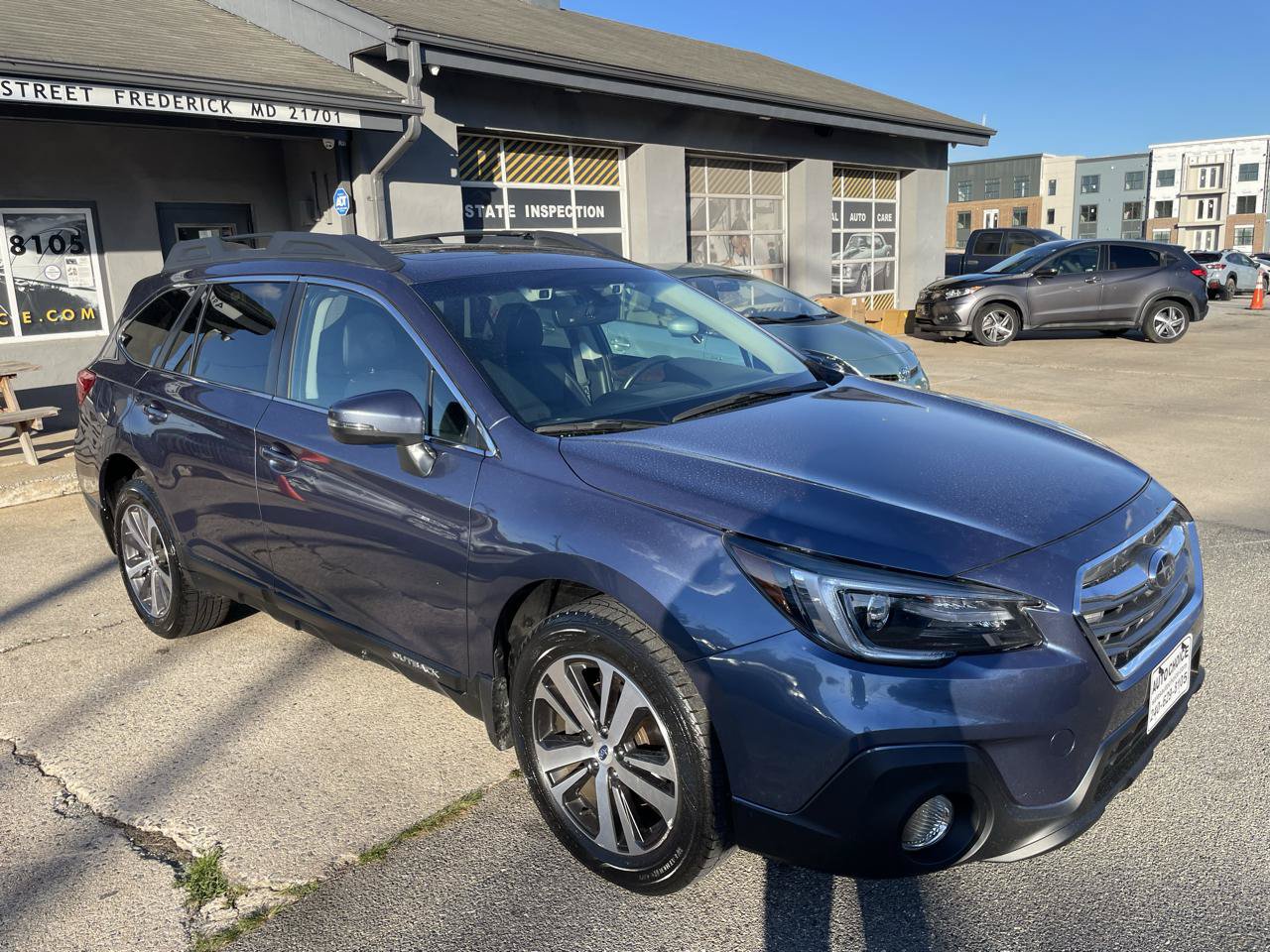 Used 2018 Subaru Outback 2.5i Limited AWD/4WD image 23