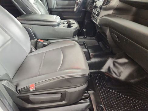 Used 2023 RAM 3500 Tradesman image 10