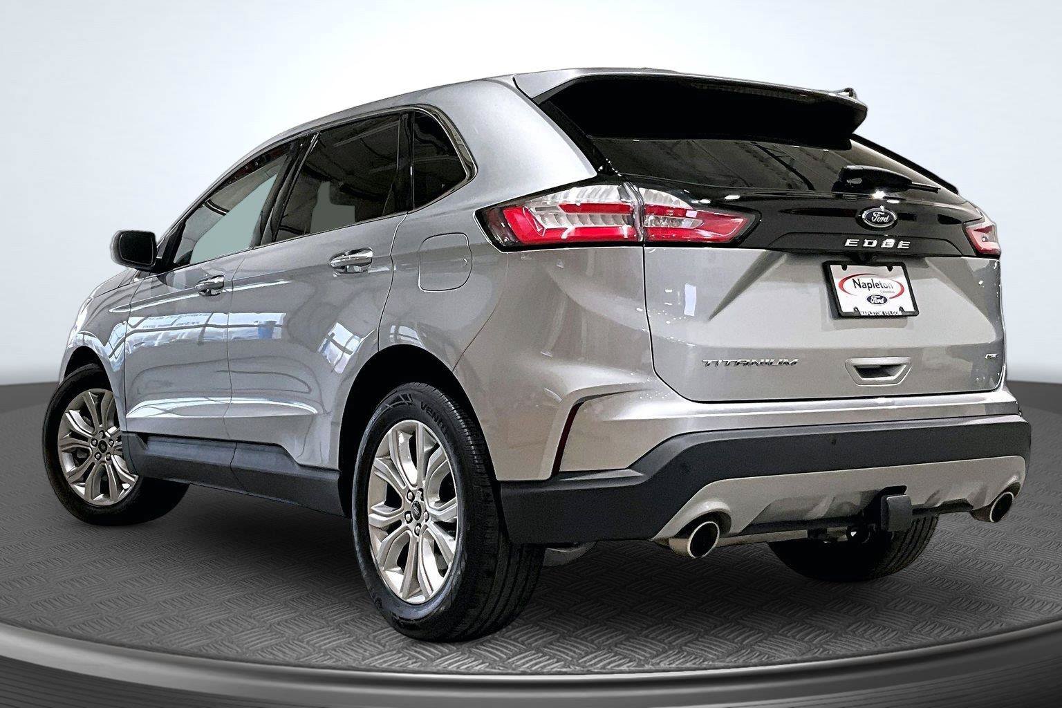 Used 2023 Ford Edge Titanium w/ Equipment Group 301A AWD/4WD image 14