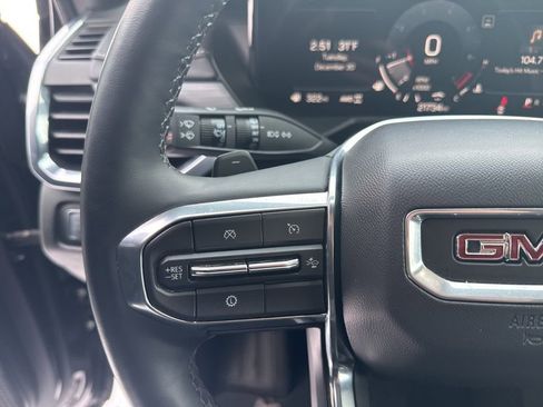 Certified 2025 GMC Acadia Elevation image 22