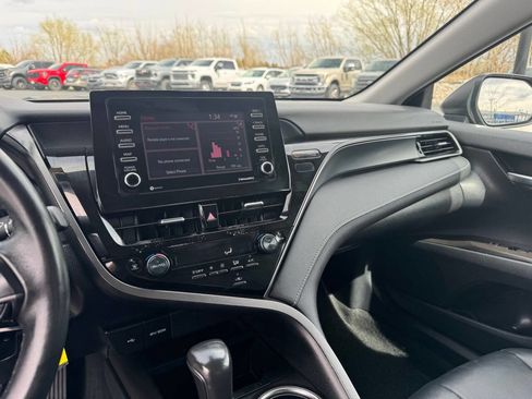 Used 2024 Toyota Camry SE image 21
