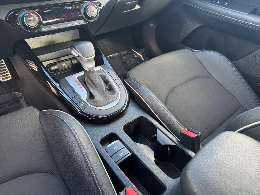 Used 2024 Kia Forte GT-Line FWD image 19