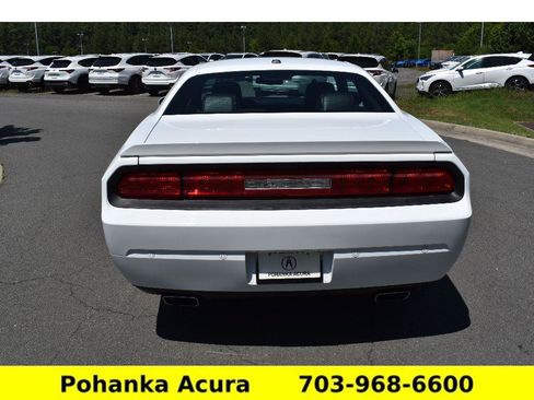 Used 2014 Dodge Challenger R/T Plus RWD image 6