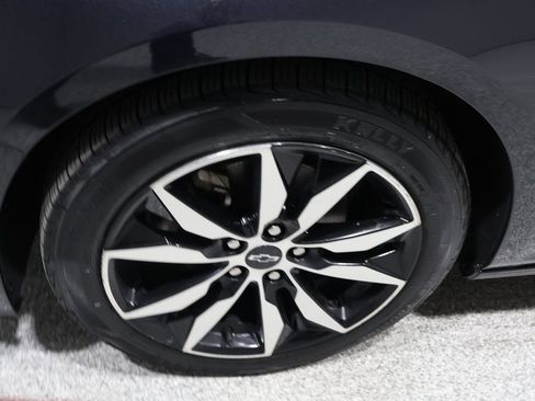 Used 2023 Chevrolet Malibu RS image 7