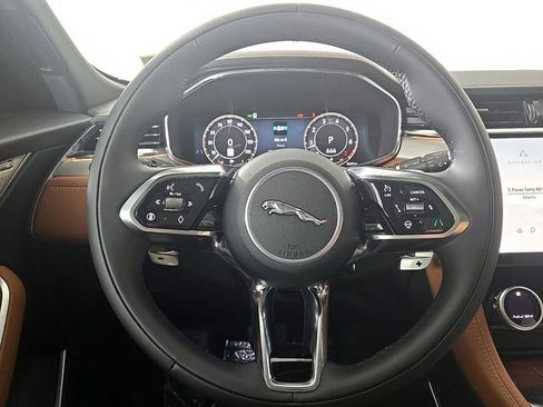 New 2026 Jaguar F-PACE R-Dynamic S image 19