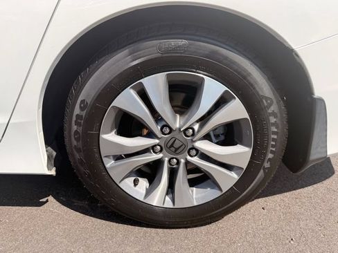 Used 2013 Honda Accord LX image 8