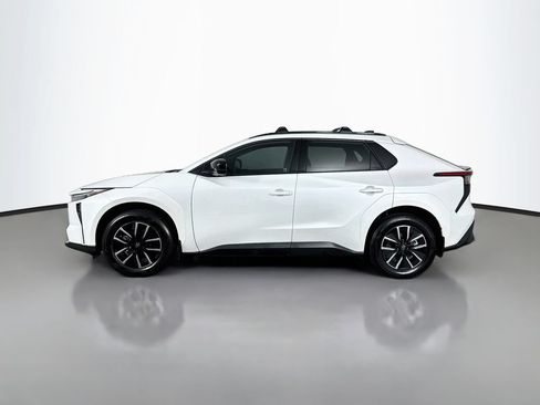 Used 2026 Toyota bZ AWD/4WD image 8