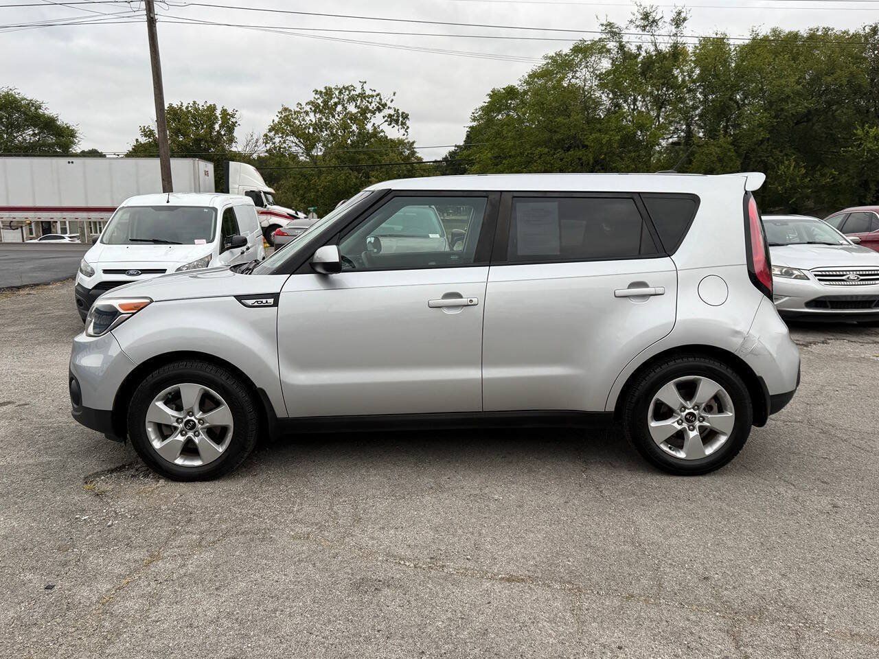 Used 2018 Kia Soul FWD image 3