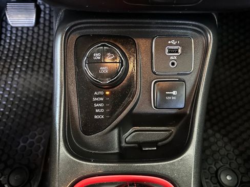 Used 2019 Jeep Compass Trailhawk w/ Leather Interior Group image 16