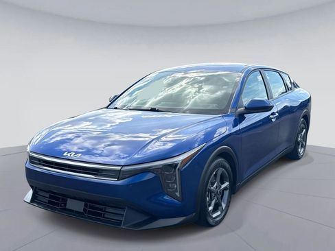 Used 2025 Kia K4 LXS image 8