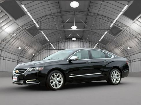 Used 2017 Chevrolet Impala Premier FWD image 3