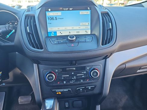 Used 2018 Ford Escape SEL image 21