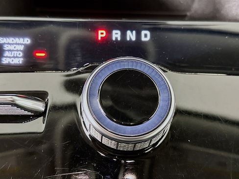 Used 2022 Jeep Grand Cherokee L Limited AWD/4WD image 25