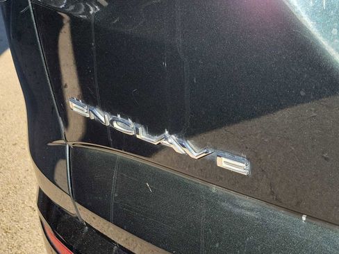 Used 2020 Buick Enclave Essence w/ LPO, Floor Liner Package image 7