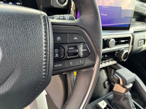 New 2026 Toyota 4Runner Limited AWD/4WD image 25