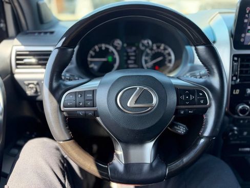 Used 2022 Lexus GX 460 Premium w/ Premium Package AWD/4WD image 6