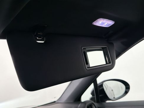 Certified 2024 Porsche Cayenne Coupe AWD/4WD image 27