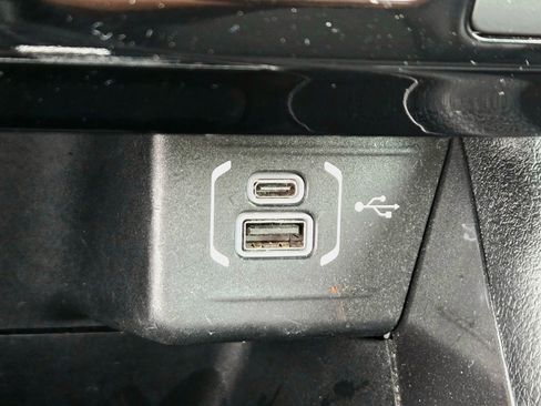 Used 2022 Jeep Compass Latitude AWD/4WD image 17