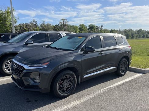 Used 2020 Hyundai Santa Fe SE image 10