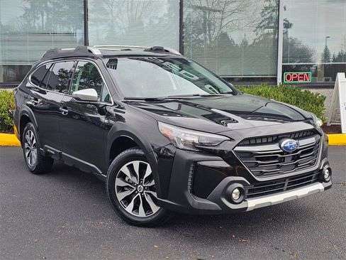 Used 2023 Subaru Outback Touring image 1