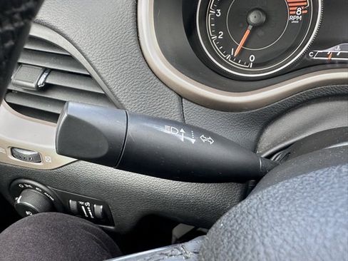 Used 2016 Jeep Cherokee High Altitude image 22