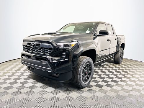 New 2026 Toyota Tacoma TRD Sport image 4