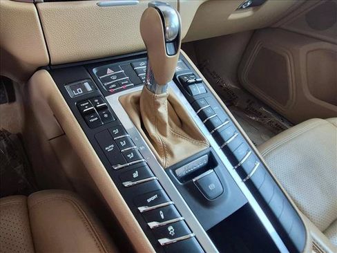 Used 2015 Porsche Macan S AWD/4WD image 13