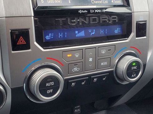 Used 2019 Toyota Tundra 4x4 CrewMax image 24