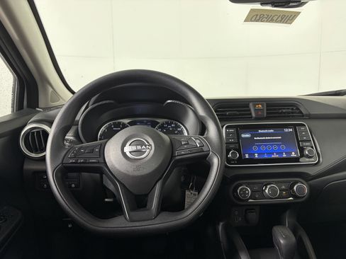 Used 2025 Nissan Versa S w/ Electronics Package FWD image 12