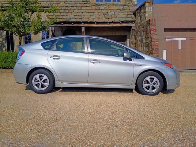 Used 2012 Toyota Prius Two FWD image 14