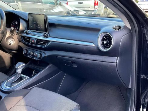 Used 2022 Kia Forte Sedan FWD image 23