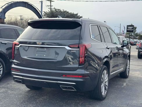 Used 2022 Cadillac XT6 Premium Luxury image 6