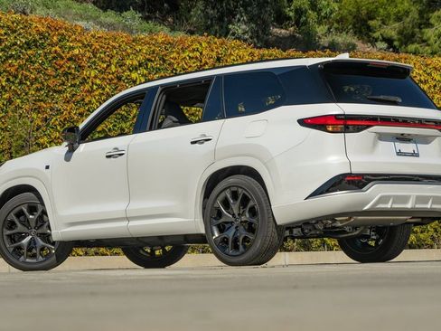 New 2026 Lexus TX 500h F SPORT Performance Premium image 2