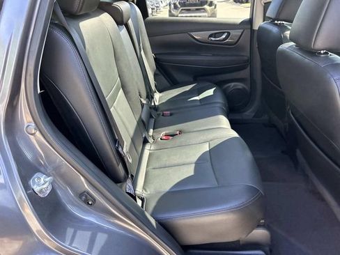 Used 2016 Nissan Rogue SL w/ SL Premium Package AWD/4WD image 27