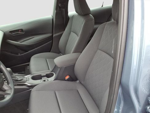 Used 2026 Toyota Corolla LE image 30