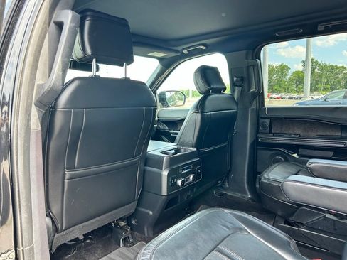 Used 2018 Ford Expedition Max Limited w/ Equipment Group 302A AWD/4WD image 16