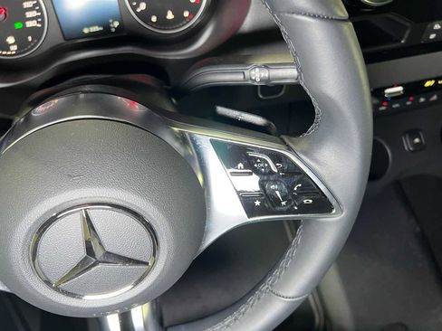Used 2025 Mercedes-Benz Sprinter 2500 image 27